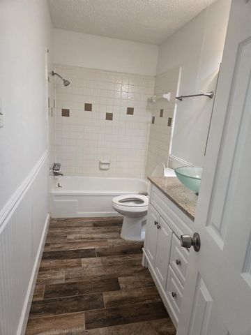 16458 Cavendish Drive, Houston, TX 77059