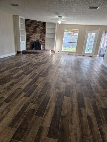 16458 Cavendish Drive, Houston, TX 77059