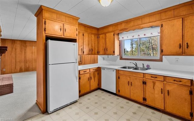 233 Elon Drive, Reidsville, NC 27320