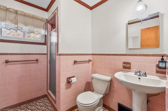 233 Elon Drive, Reidsville, NC 27320