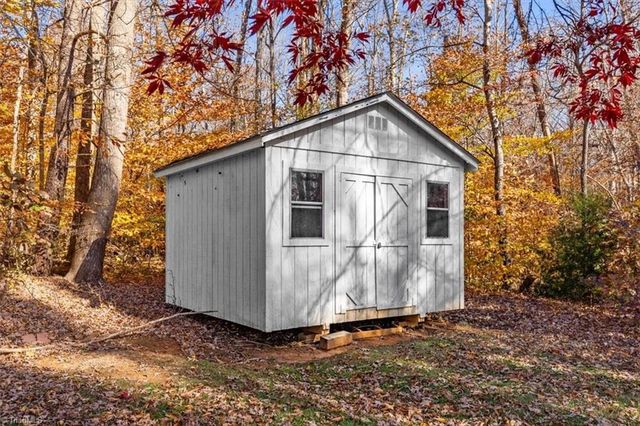 233 Elon Drive, Reidsville, NC 27320