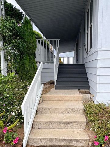 525 W El Norte Parkway SPC 206, Escondido, CA 92026