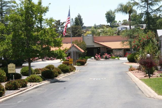 525 W El Norte Parkway SPC 206, Escondido, CA 92026