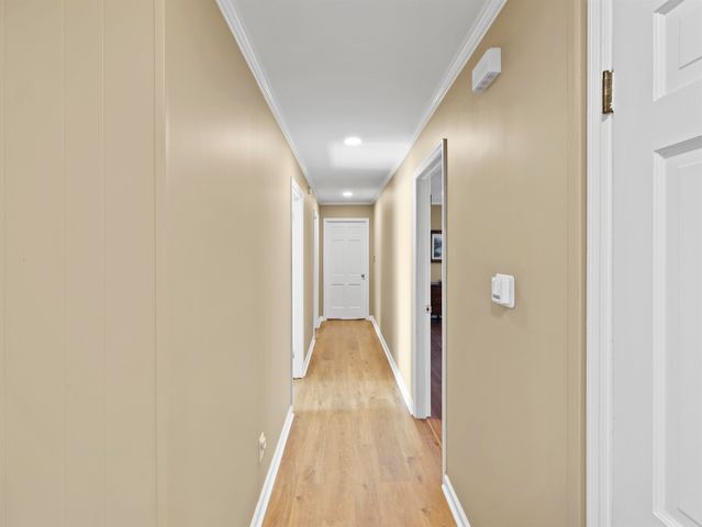201 Crestview Dr, Gaffney, SC 29340
