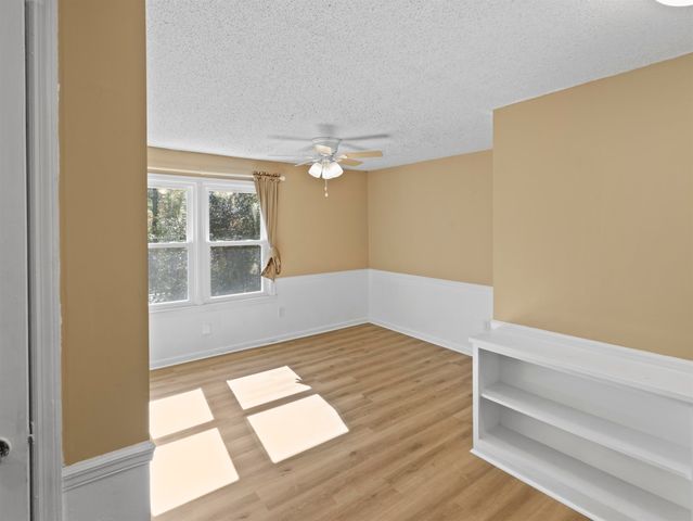 201 Crestview Dr, Gaffney, SC 29340