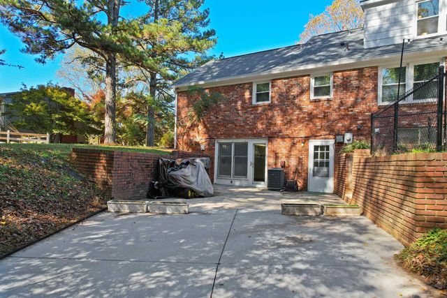 201 Crestview Dr, Gaffney, SC 29340