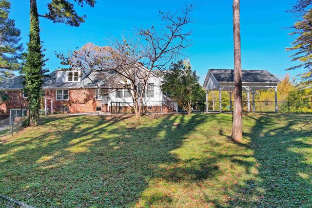 201 Crestview Dr, Gaffney, SC 29340