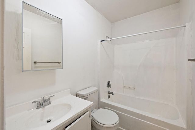 1093 King Street C, Charleston, SC 29403