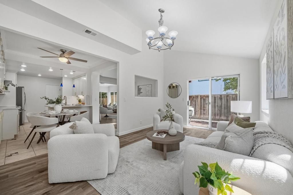 Image 13 of property listing at 1287 Thorn Valley Court, San Jose, CA 95131