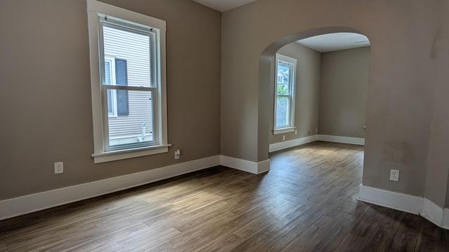 415 S 1 Street, Council Bluffs, IA 51503