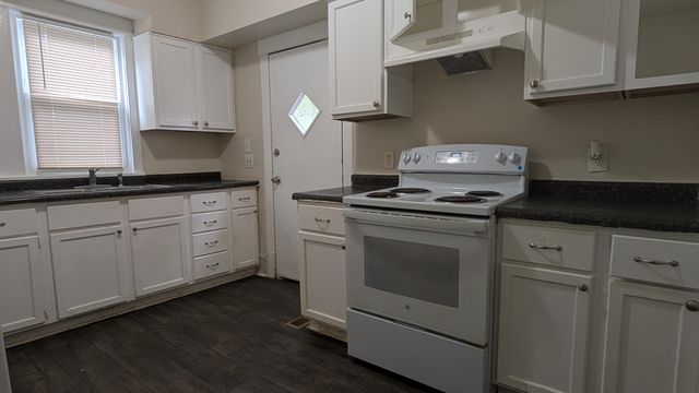 415 S 1 Street, Council Bluffs, IA 51503