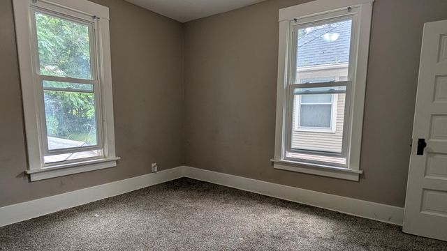 415 S 1 Street, Council Bluffs, IA 51503