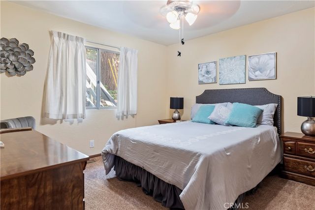 615 Wellesley, Lake Arrowhead, CA 92352