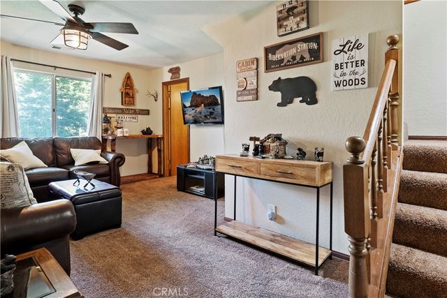 615 Wellesley, Lake Arrowhead, CA 92352