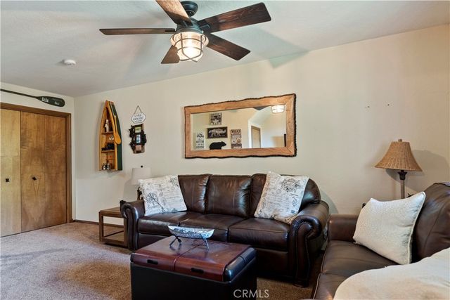 615 Wellesley, Lake Arrowhead, CA 92352