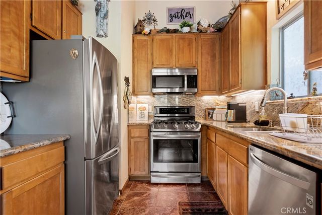 615 Wellesley, Lake Arrowhead, CA 92352