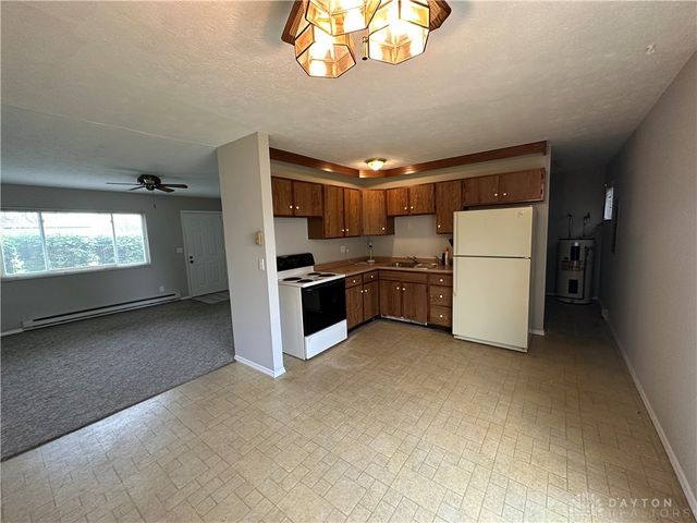 2216 Minnesota Drive, Xenia, OH 45385
