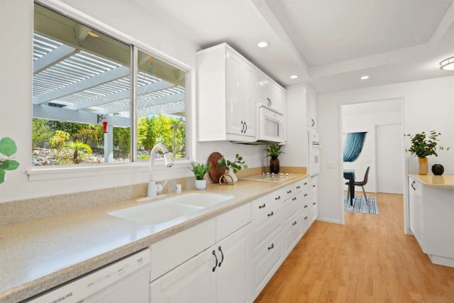 16808 Bellota Dr, San Diego, CA 92128