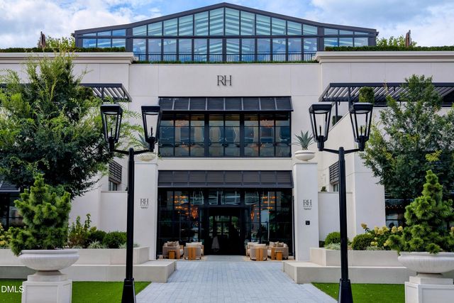 206 Lynwood Lane, Raleigh, NC 27609