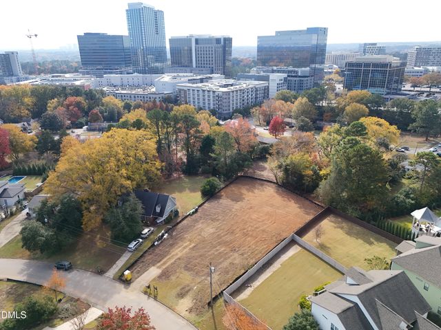 206 Lynwood Lane, Raleigh, NC 27609