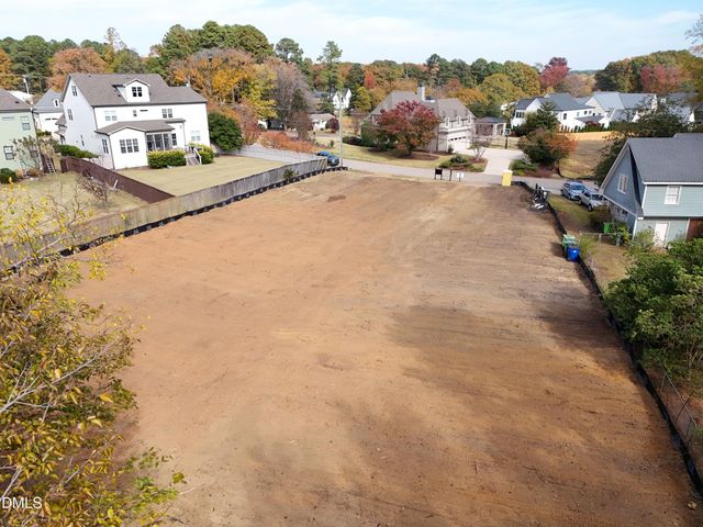 206 Lynwood Lane, Raleigh, NC 27609