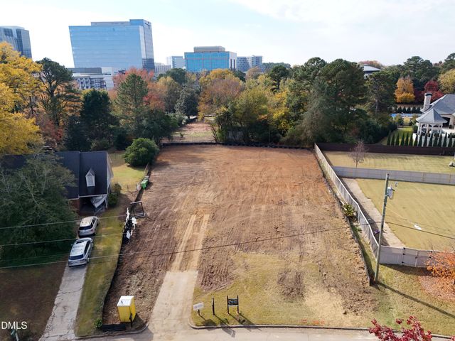 206 Lynwood Lane, Raleigh, NC 27609