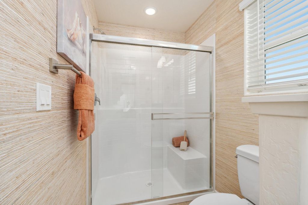 Image 28 of property listing at 1464 Bloom Lane, Clovis, CA 93619