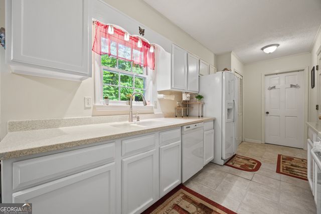 150 Ashley Drive, Fayetteville, GA 30214