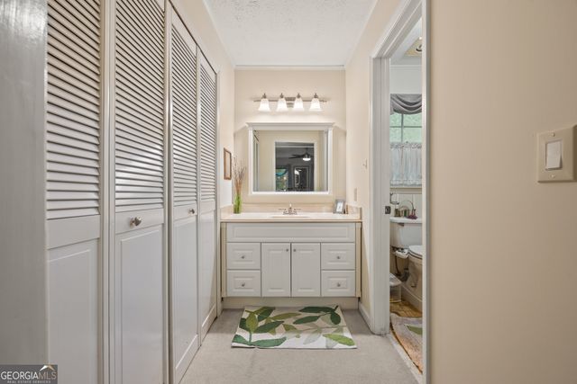 150 Ashley Drive, Fayetteville, GA 30214