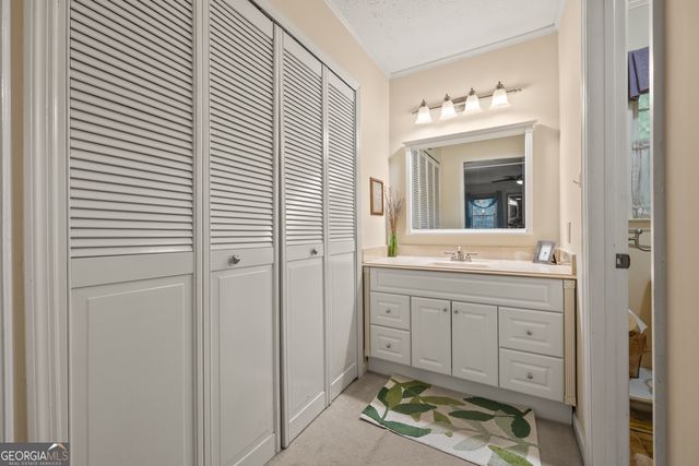 150 Ashley Drive, Fayetteville, GA 30214