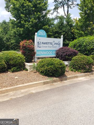 150 Ashley Drive, Fayetteville, GA 30214