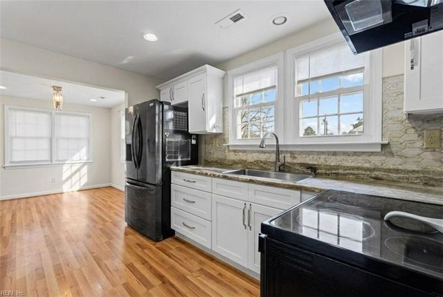 7622 Quay RD S, Suffolk, VA 23437