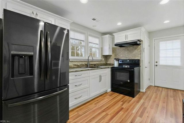 7622 Quay RD S, Suffolk, VA 23437