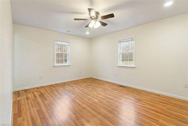 7622 Quay RD S, Suffolk, VA 23437