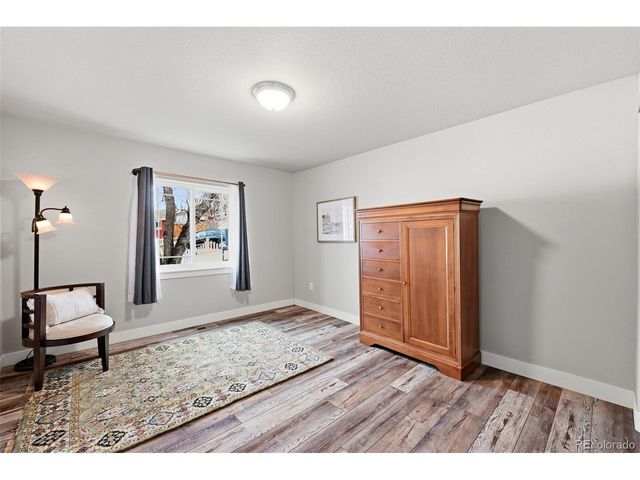 122 N Gilbert St, Castle Rock, CO 80104