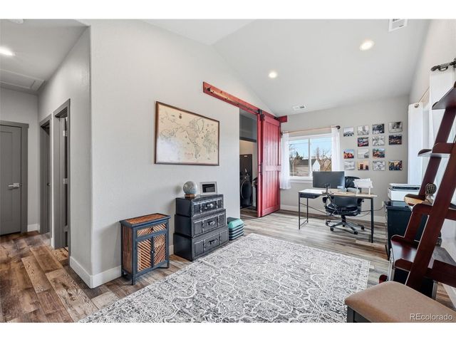 122 N Gilbert St, Castle Rock, CO 80104