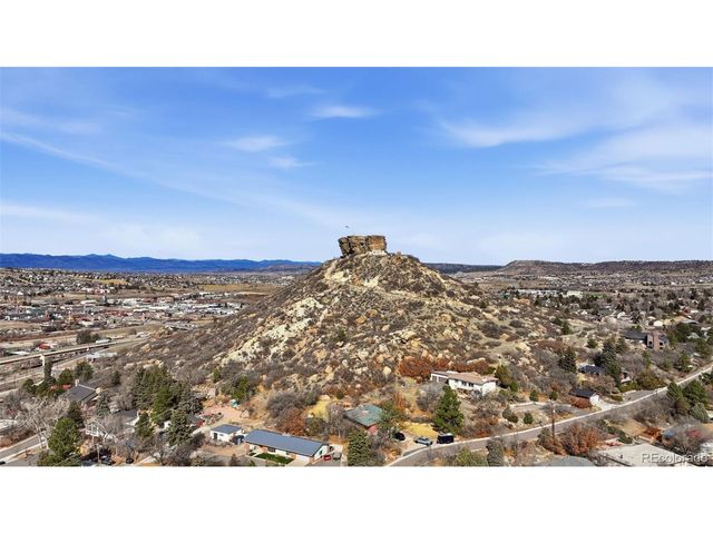 122 N Gilbert St, Castle Rock, CO 80104