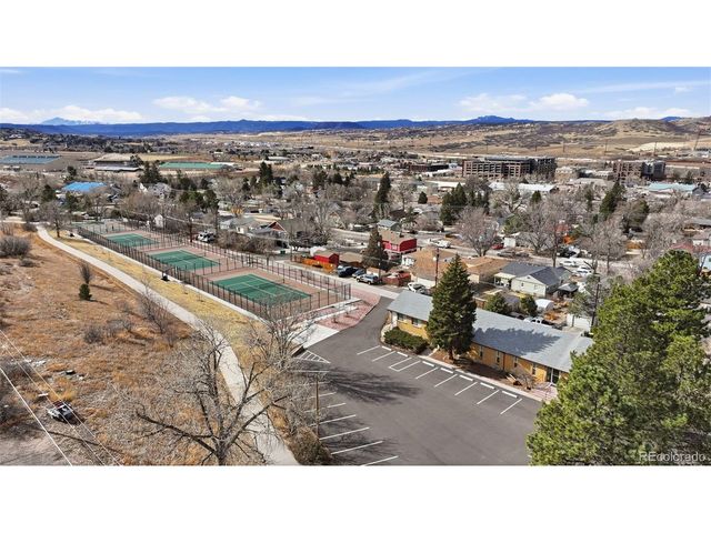 122 N Gilbert St, Castle Rock, CO 80104