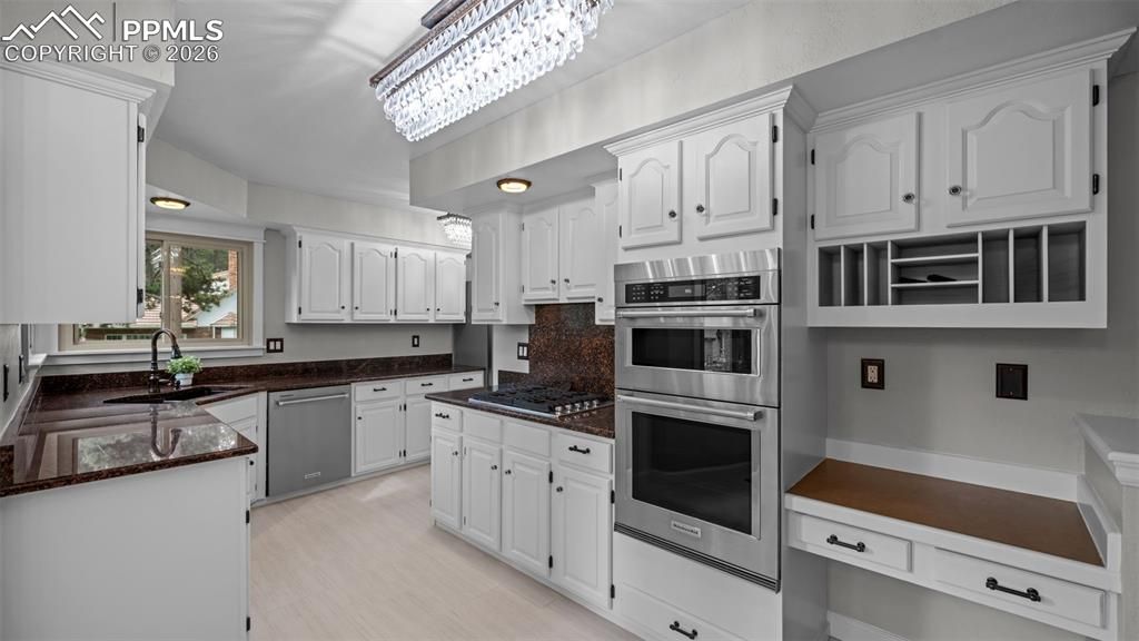 Image 10 of property listing at 19405 Misty Morning Drive, Monument, CO 80132