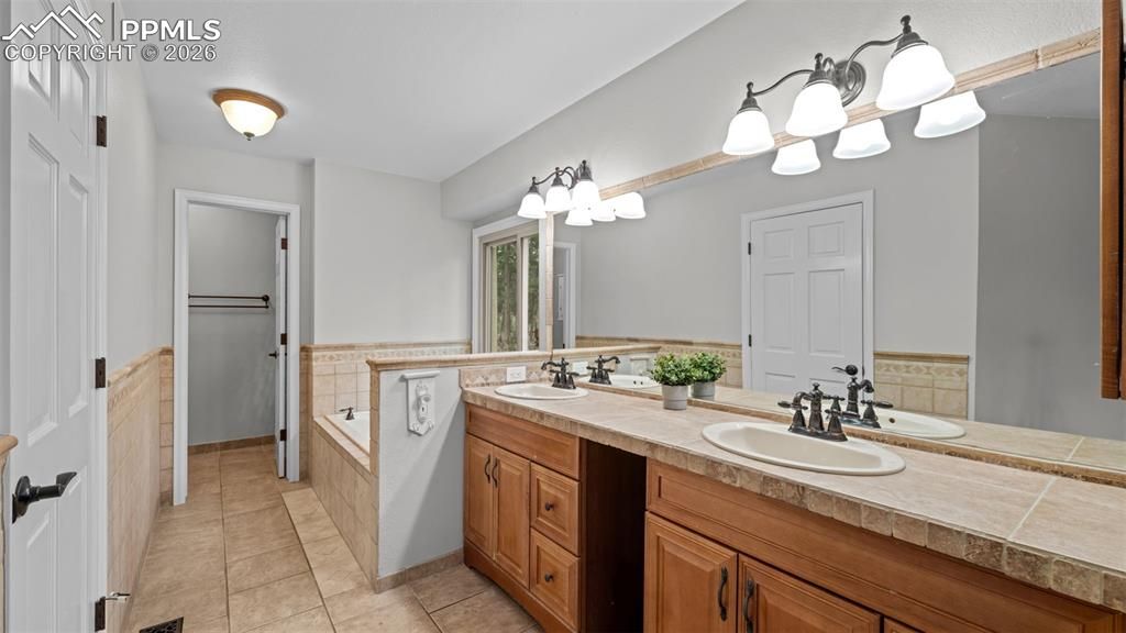 Image 29 of property listing at 19405 Misty Morning Drive, Monument, CO 80132