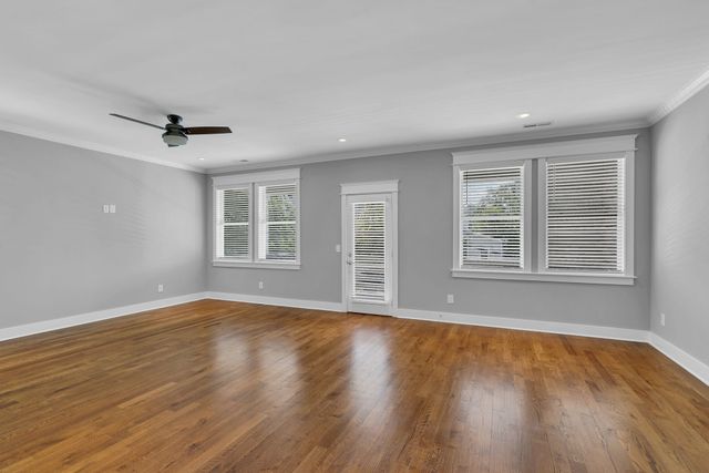 1016 44th Ave, N, Nashville, TN 37209