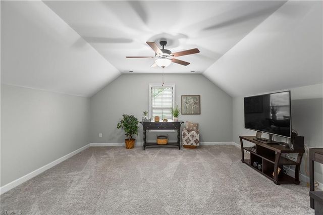 1880 Chestnut Grove Road, King, NC 27021