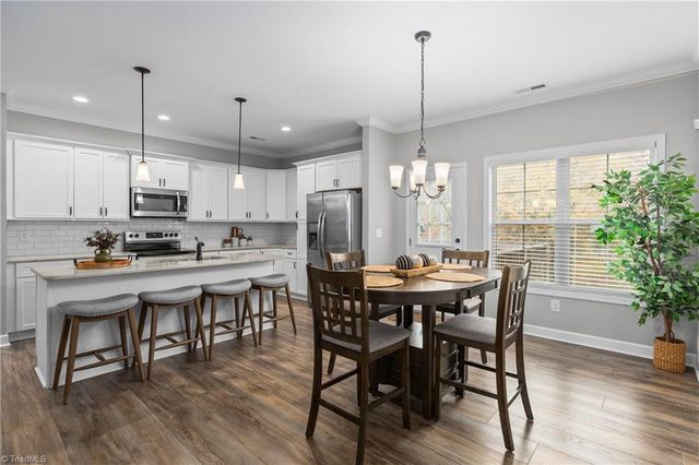 1880 Chestnut Grove Road, King, NC 27021