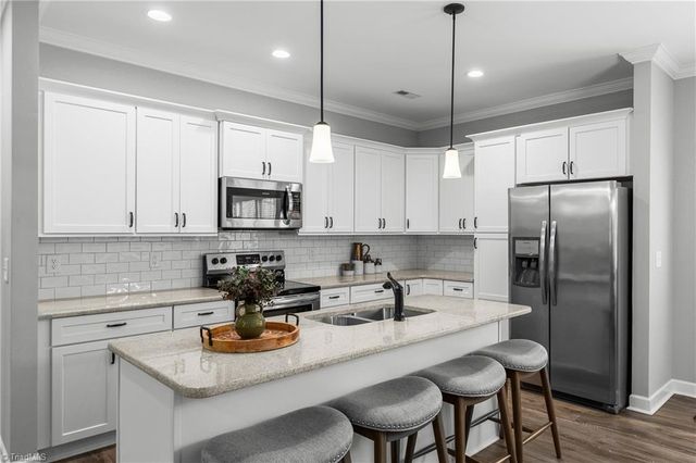 1880 Chestnut Grove Road, King, NC 27021