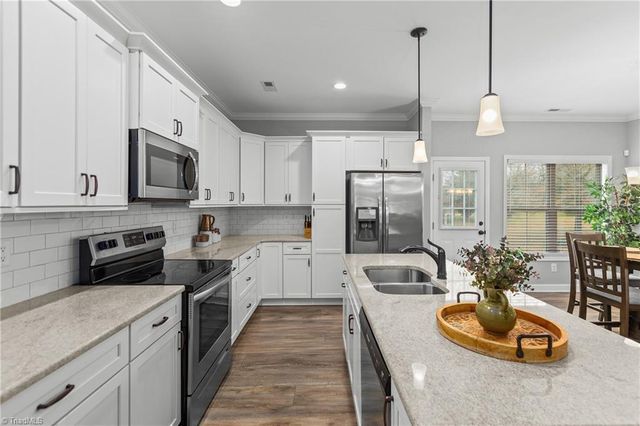 1880 Chestnut Grove Road, King, NC 27021