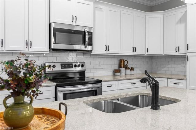 1880 Chestnut Grove Road, King, NC 27021