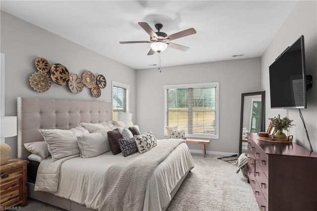 1880 Chestnut Grove Road, King, NC 27021