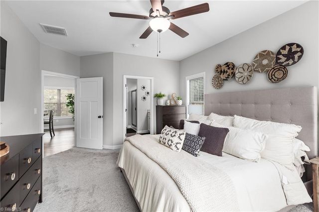 1880 Chestnut Grove Road, King, NC 27021