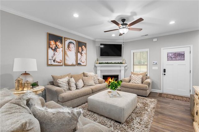 1880 Chestnut Grove Road, King, NC 27021