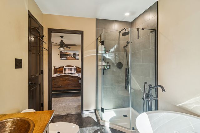 9510 Martin Drive, Spring Grove, IL 60081